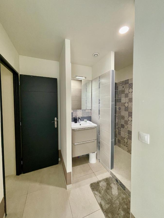 Appartement Souplex Jardin Proche Autoroute, Plages Et Attractions, Wifi - Tv, Calme Bessan Bagian luar foto